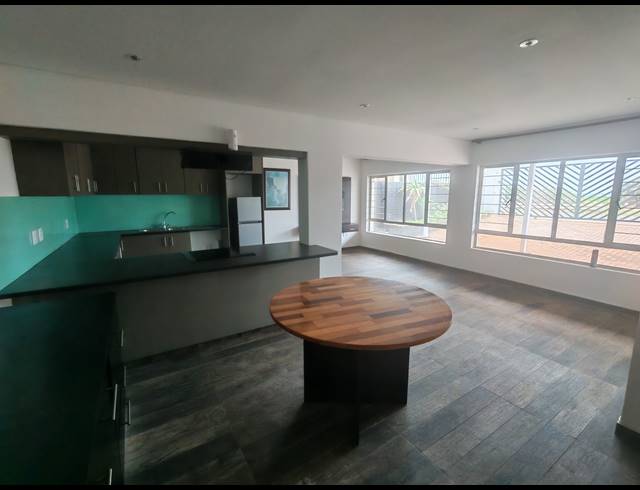 11 BEDROOM HOUSE FOR SALE IN GLENASHLEY